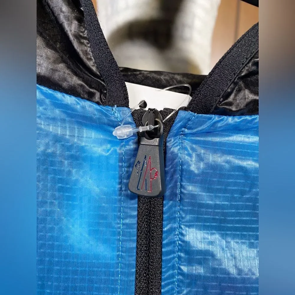 Moncler Technical Vest - Blue size L